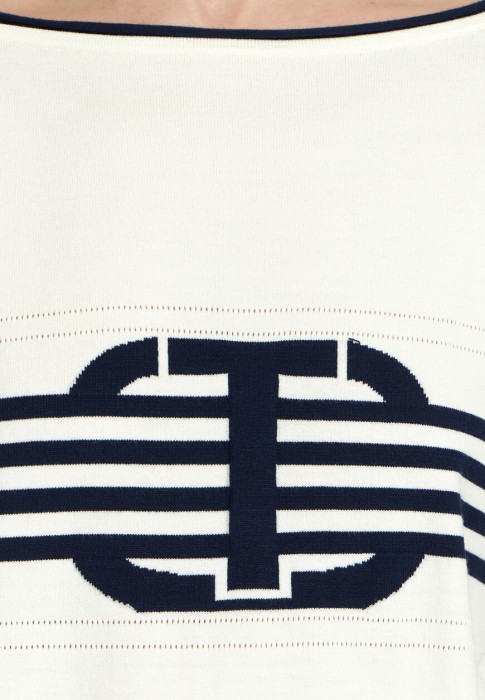 джемпер  из проверенных материалов спереди