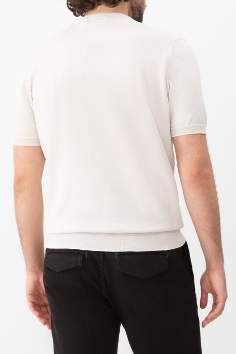 джемпер  по цене 60000 руб вид справа