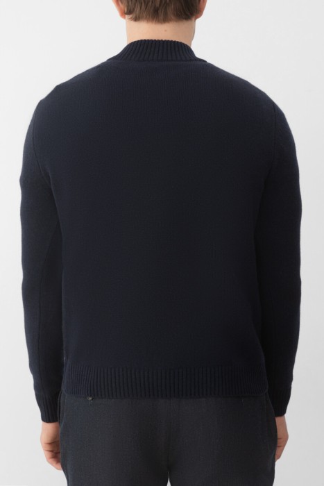 джемпер  от бренда zilli вид слева