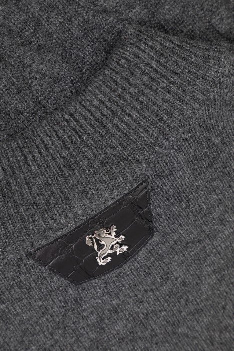 джемпер  универсального стиля с лицевой стороны