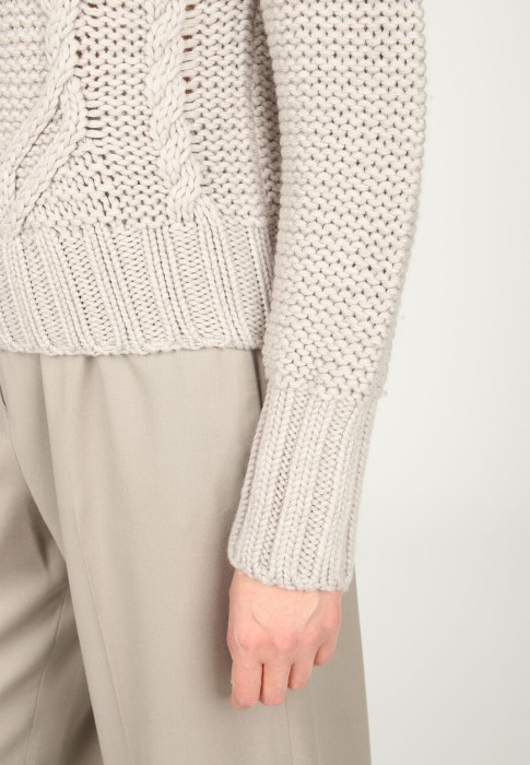 джемпер  из проверенных материалов спереди