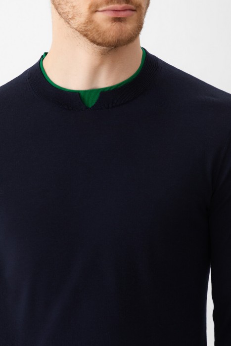 джемпер  из италии вид сбоку