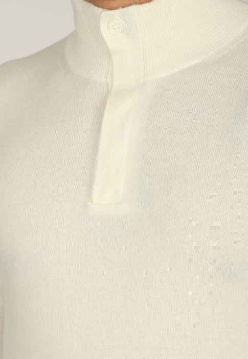 джемпер  из проверенных материалов спереди