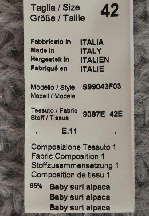 джемпер  универсального стиля с лицевой стороны