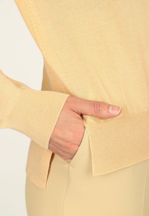 Продукция для женщин фото