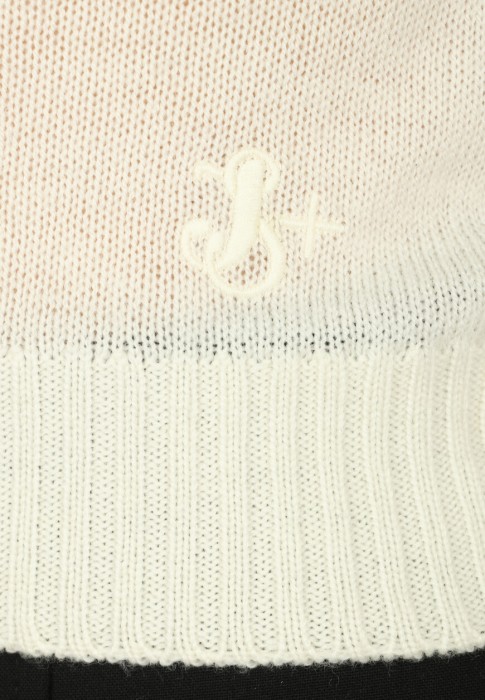 джемпер  из проверенных материалов спереди