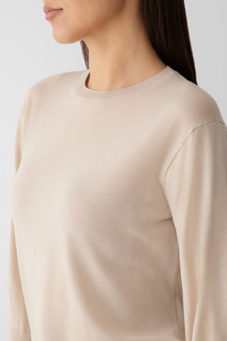 джемпер  из италии вид сбоку