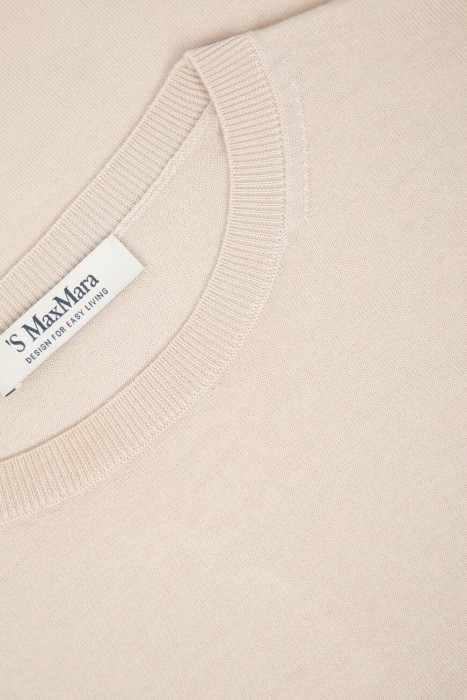 джемпер  из шерсти спереди