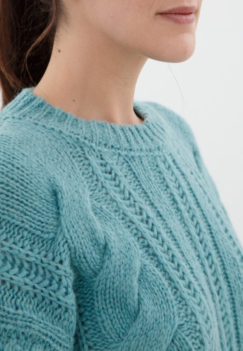 джемпер  из италии вид сбоку