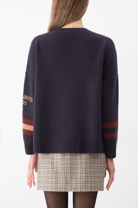 джемпер  от бренда max mara вид слева