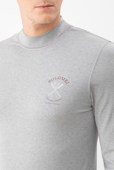 джемпер   из италии вид сбоку