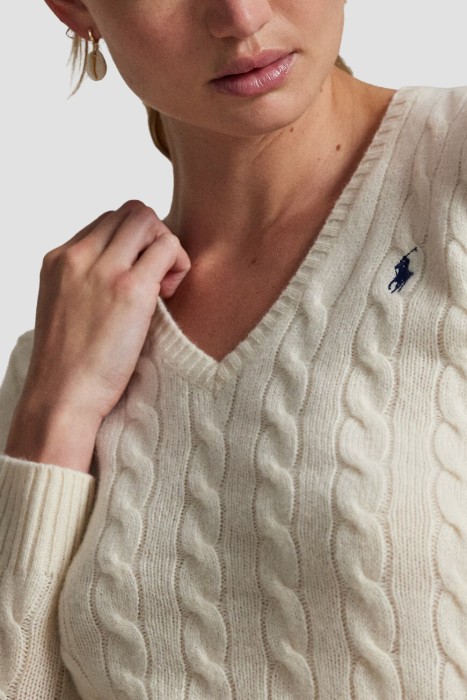 джемпер  из америки вид сбоку