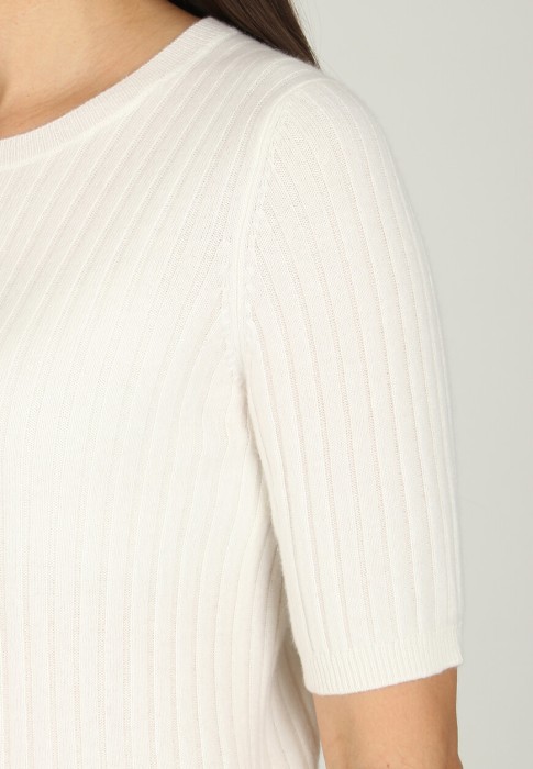 джемпер  из проверенных материалов спереди