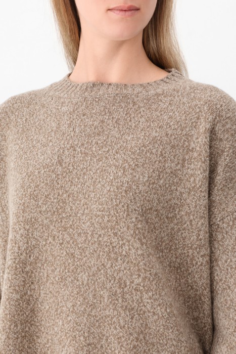 джемпер  из италии вид сбоку