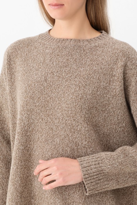 джемпер  из шерсти спереди