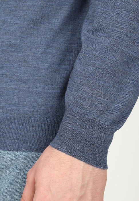 джемпер  из проверенных материалов спереди