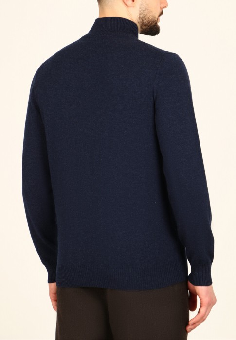 джемпер  из италии вид сбоку