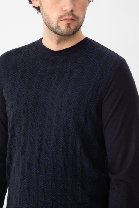 джемпер  из италии вид сбоку