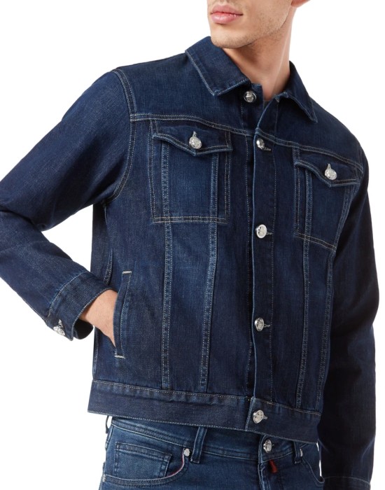 джинсовая куртка  из италии вид сбоку