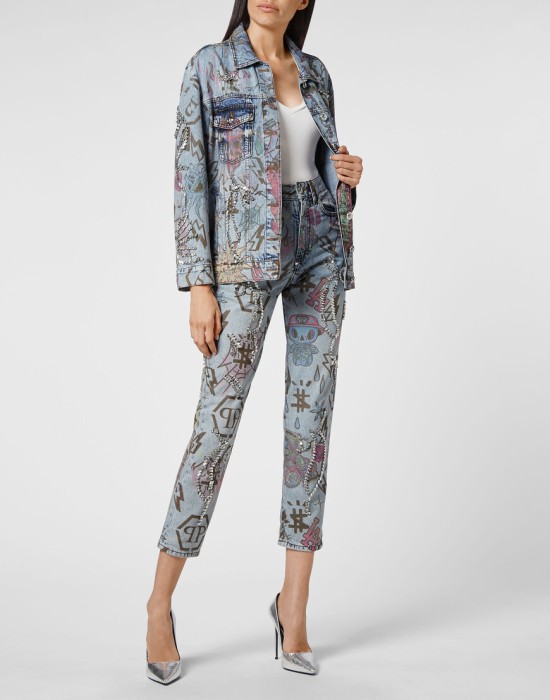 Товар голубого цвета с внутренней стороны