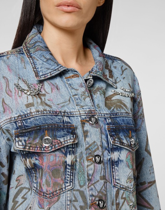 джинсовая куртка  из проверенных материалов спереди