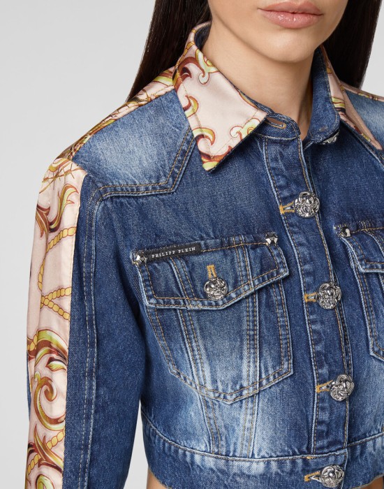 Товар синего цвета с внутренней стороны