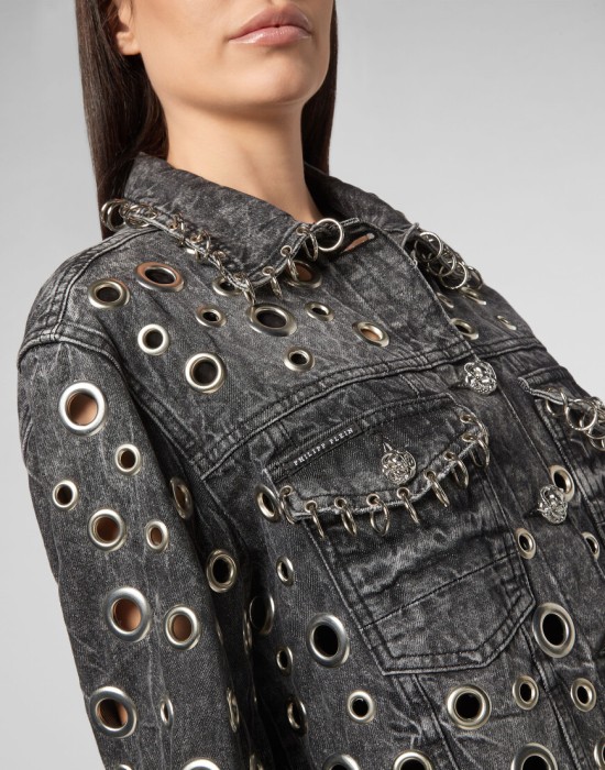 Товар серого цвета с внутренней стороны