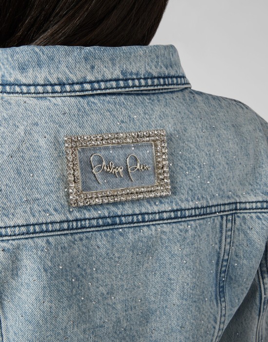 Продукция для женщин фото