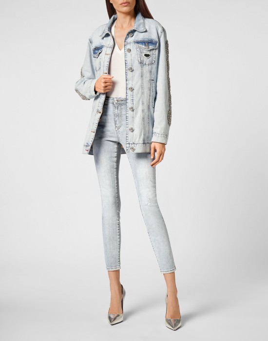 Товар голубого цвета с внутренней стороны