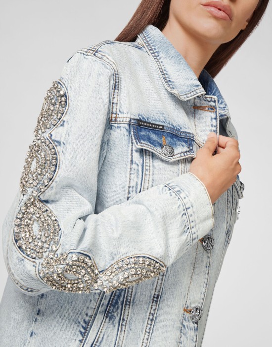 Продукция для женщин фото