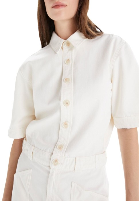 Товар белого цвета с внутренней стороны