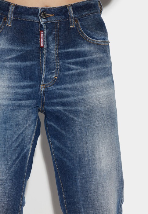 Товар синего цвета с внутренней стороны