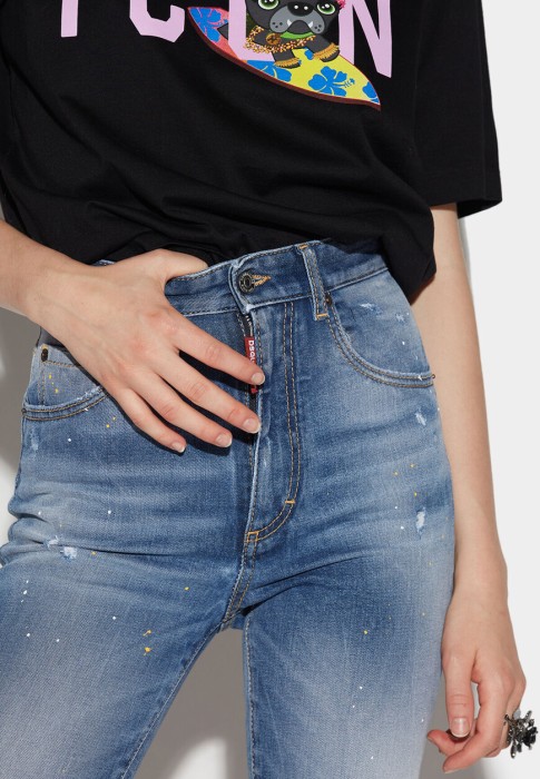 Товар синего цвета с внутренней стороны