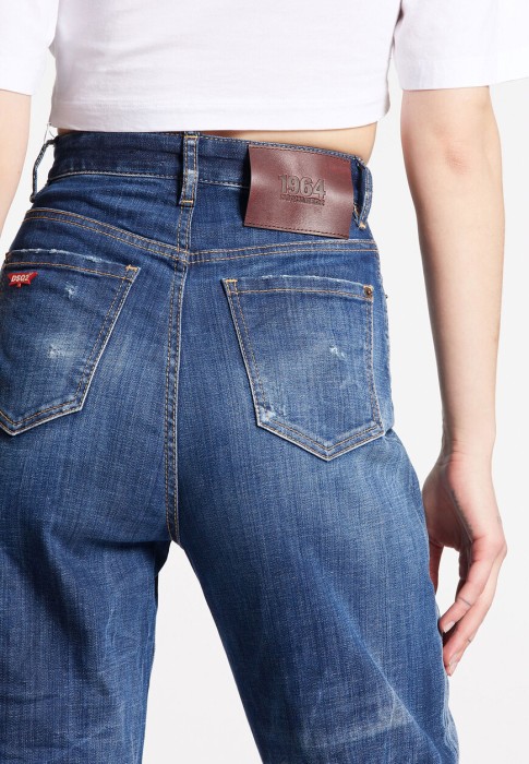 Товар синего цвета с внутренней стороны