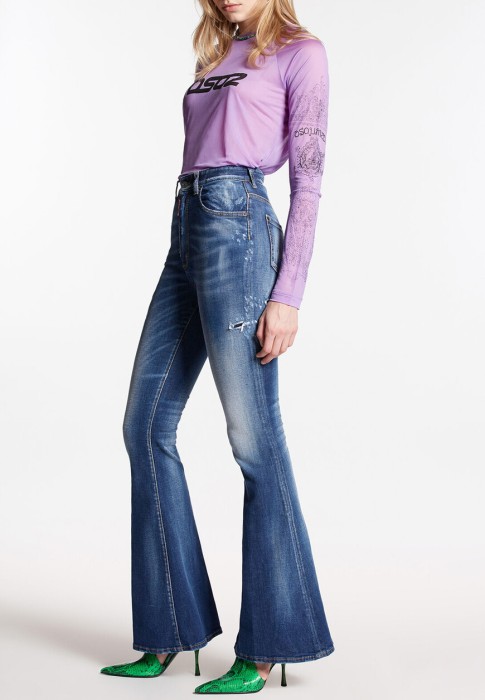 Товар синего цвета с внутренней стороны