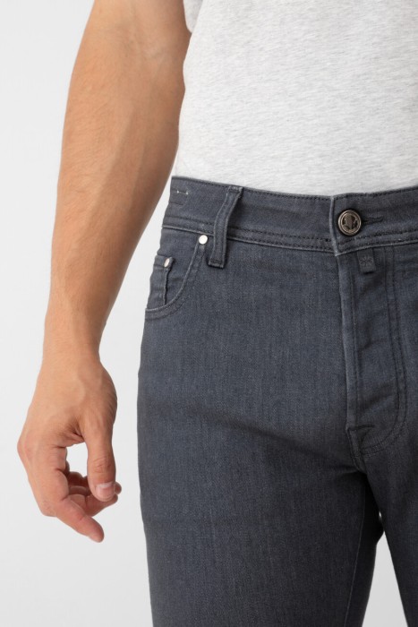 джинсы bard  из италии вид сбоку