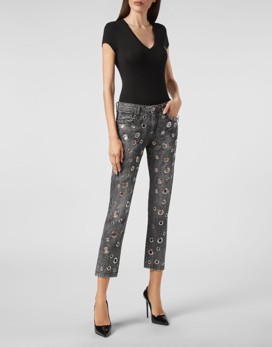 Товар серого цвета с внутренней стороны