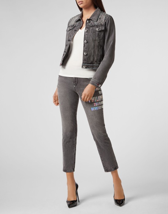 Товар серого цвета с внутренней стороны