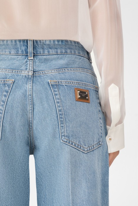 Товар голубого цвета с внутренней стороны