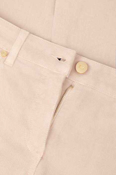 Продукция для женщин фото