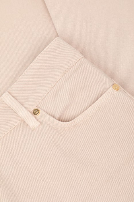 джинсы  модель acconti универсального стиля с лицевой стороны