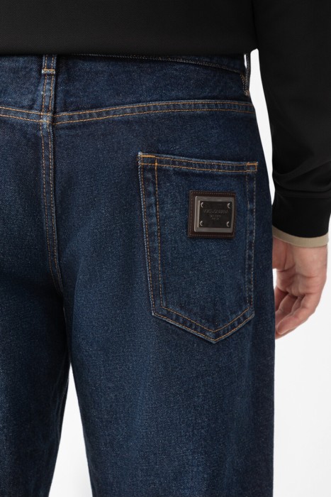 Товар синего цвета с внутренней стороны