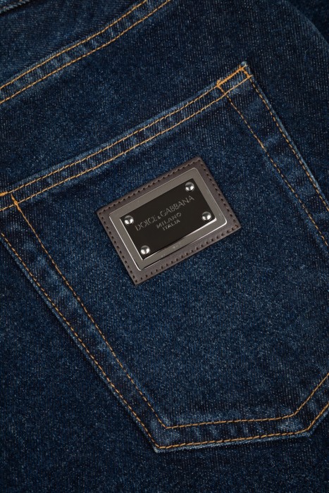 джинсы  модель из эксклюзивной коллекции для взрослого возраста с изнаночной стороны