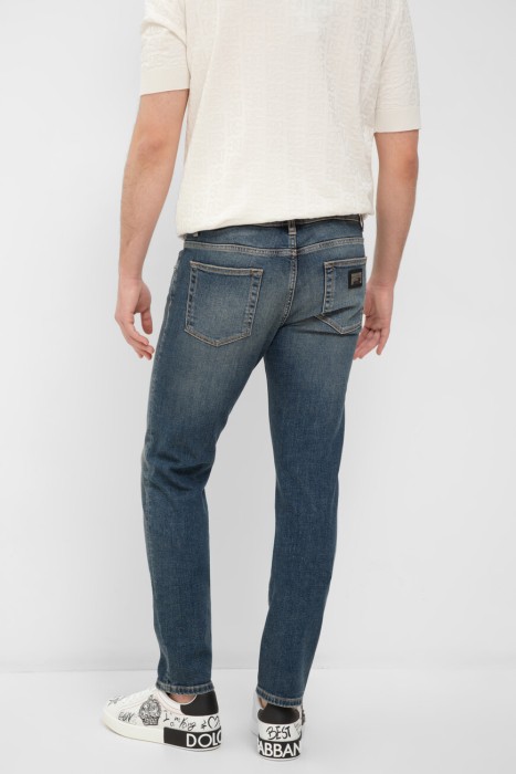 джинсы  модель из коллекции essential от бренда dolce & gabbana вид слева