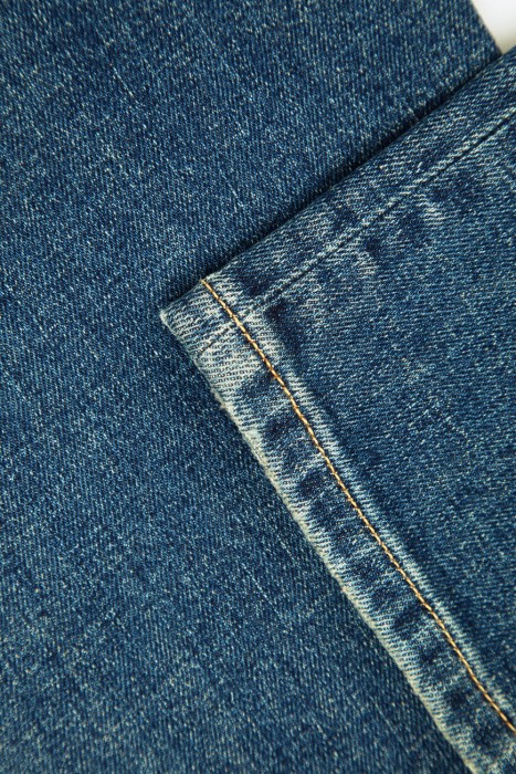 джинсы  модель из коллекции essential на сезон этого года фотография