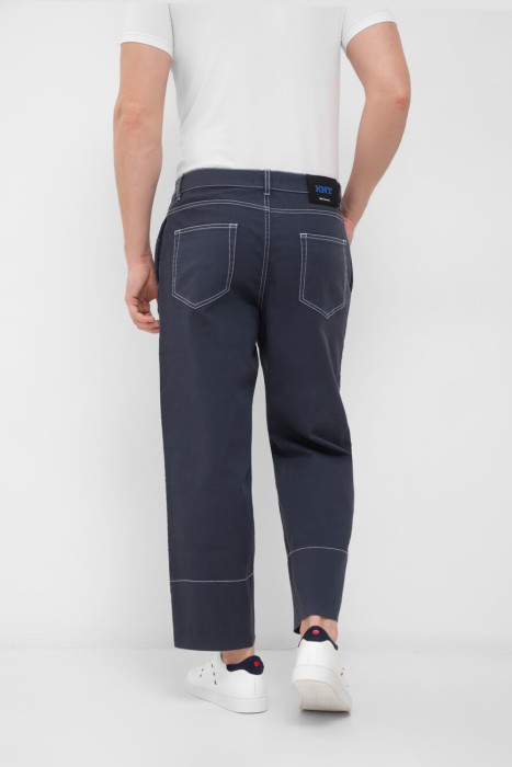 джинсы  модель из коллекции knt по цене 30400 руб вид справа