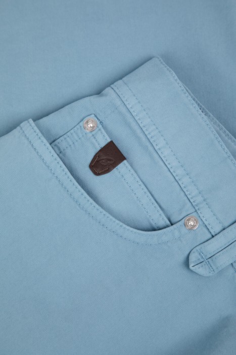 джинсы  модель «мерибель» (`meribel`) повседневного стиля с лицевой стороны