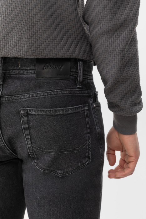 Товар серого цвета с внутренней стороны