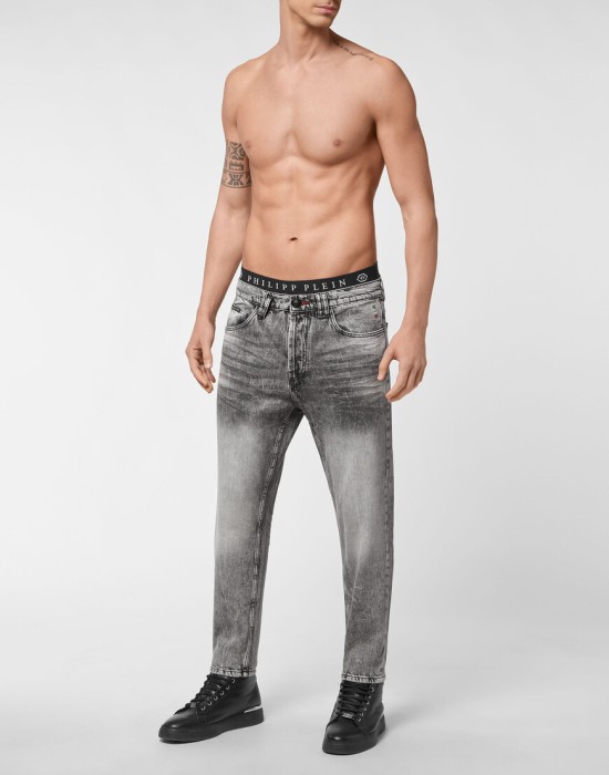 Товар серого цвета с внутренней стороны