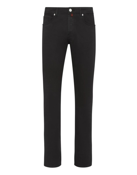 Товар черного цвета с внутренней стороны